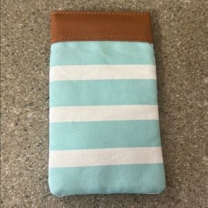 NWT- Thirty- one pinch top eyeglass case